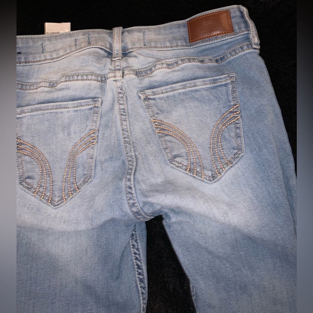 Light denim Hollister jeans